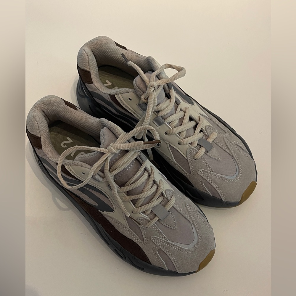 Mens OEYES Ventilate Thick-Soled
Sports Sneakers Grayish …. New